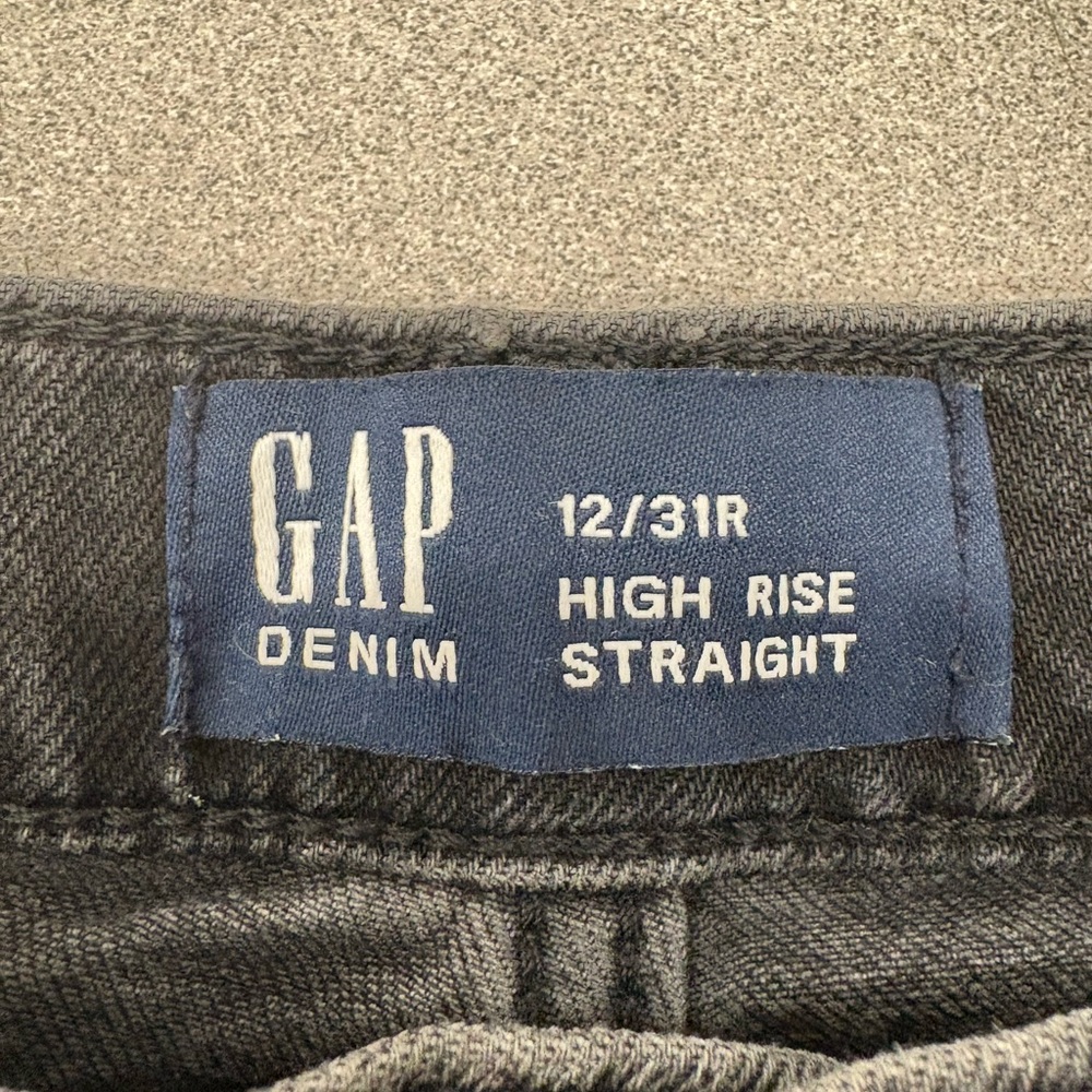 GAP Women’s Black Denim  High Rise Straight Jeans 12|31R